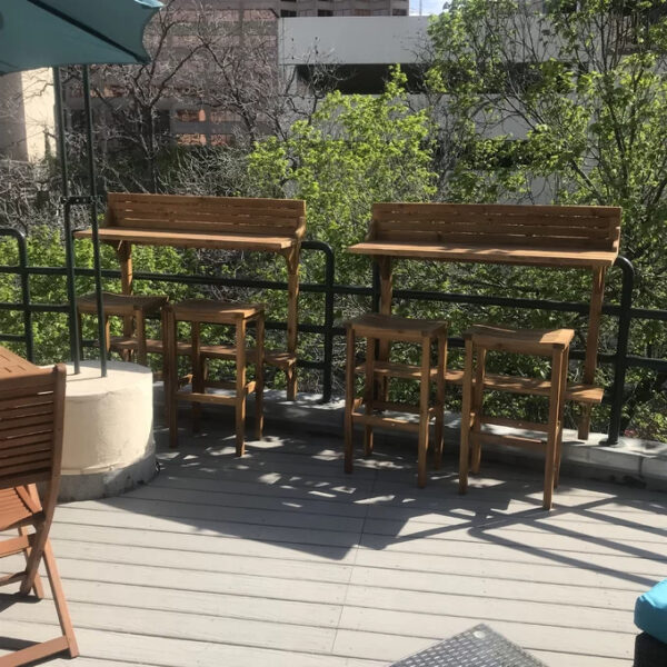 Bushnell Bar Set with Solid Wood Outer Material